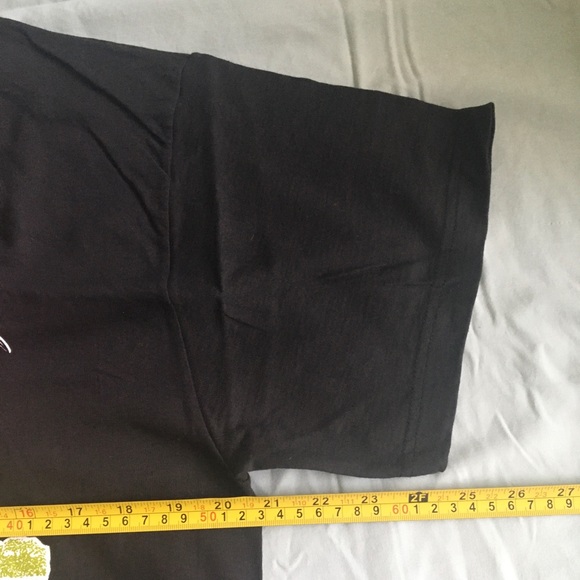 Black Scarlet Ibis graphic t-shirt, size M. - Picture 3 of 8